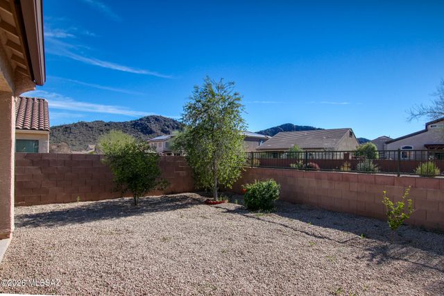 8803 W Saguaro Moon Road, Marana, AZ 85653