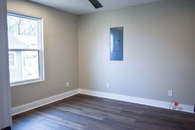 1904 Spring St, Marshall, TX 75672