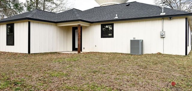 1904 Spring St, Marshall, TX 75672