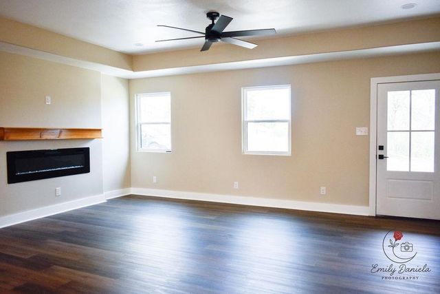 1904 Spring St, Marshall, TX 75672