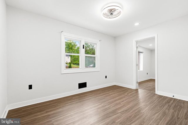 9529 TEMPLE HILL RD, Clinton, MD 20735