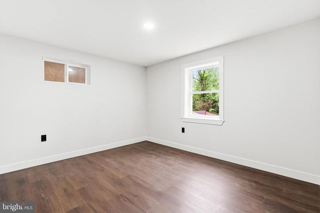 9529 TEMPLE HILL RD, Clinton, MD 20735
