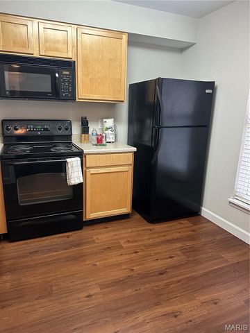 1969 Greenglen 303, St Louis, MO 63122