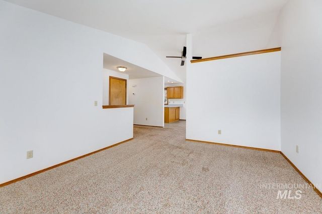 2631 N Aster Ave, Boise, ID 83704