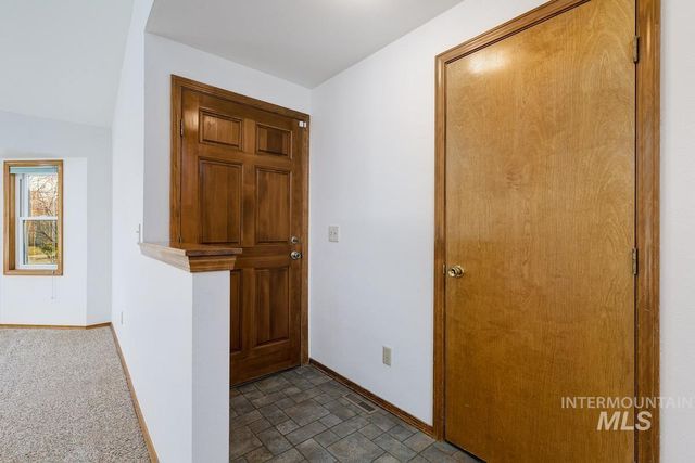 2631 N Aster Ave, Boise, ID 83704