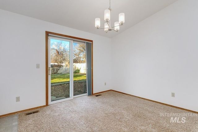 2631 N Aster Ave, Boise, ID 83704