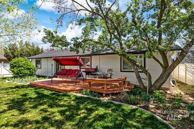 2631 N Aster Ave, Boise, ID 83704