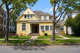 908 W 22nd ST E, Austin, TX 78705