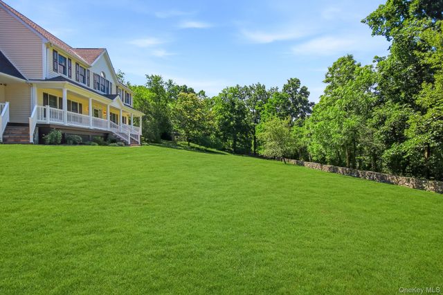 104 Mountain View Road, Cortlandt Manor, NY 10567