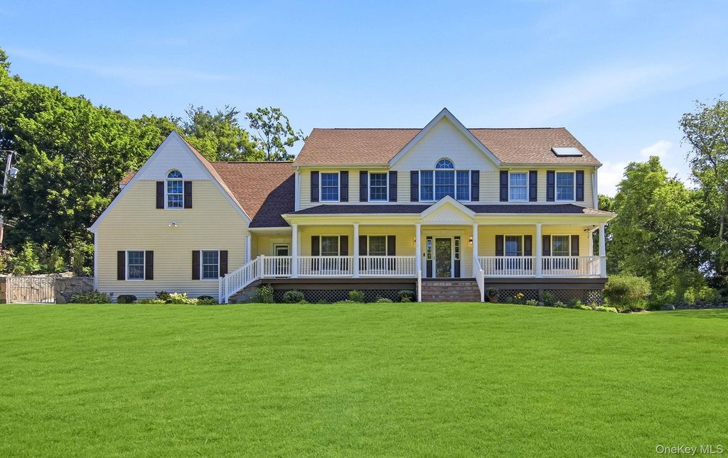 104 Mountain View Road, Cortlandt Manor, NY 10567