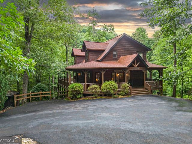 1934 Mountain Tops Road, Blue Ridge, GA 30513