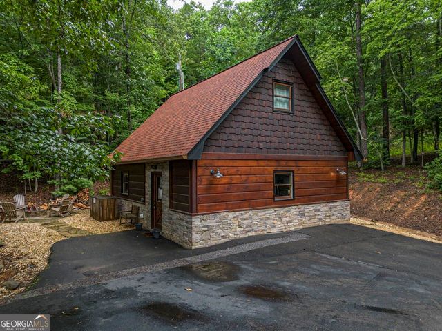 1934 Mountain Tops Road, Blue Ridge, GA 30513
