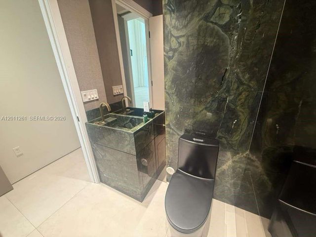 135 SW 29th Rd, Miami, FL 33129