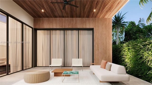 135 SW 29th Rd, Miami, FL 33129