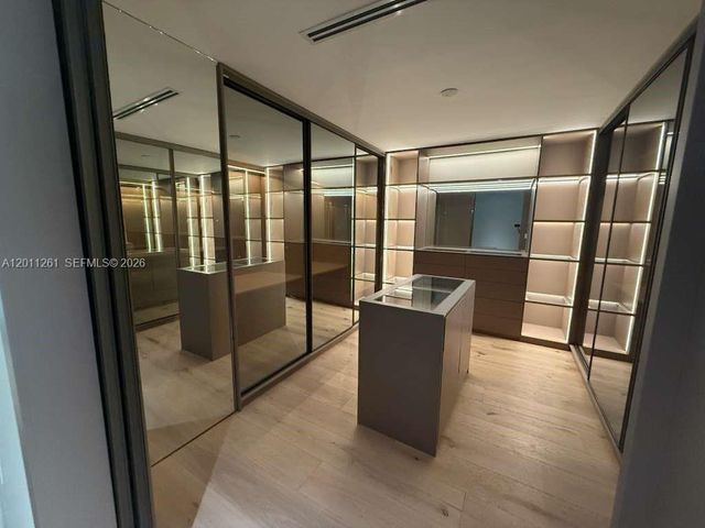 135 SW 29th Rd, Miami, FL 33129