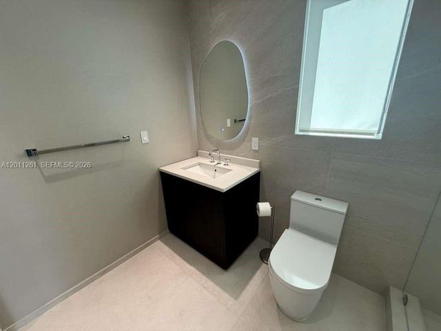 135 SW 29th Rd, Miami, FL 33129