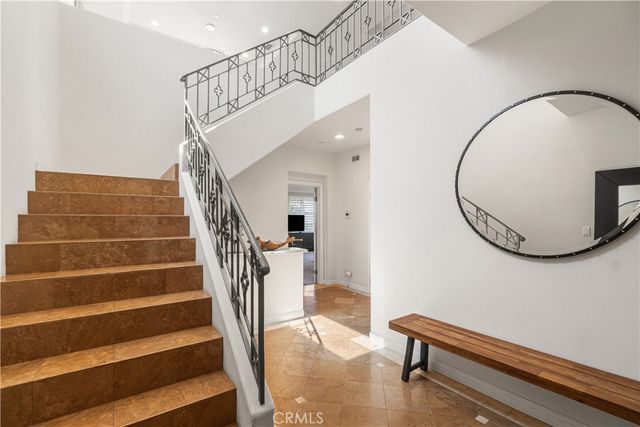 709 N. Lucia Ave B, Redondo Beach, CA 90277