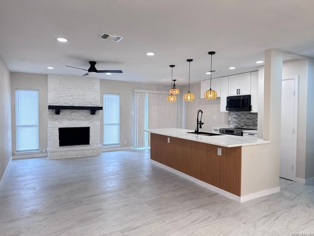 11410 Spring Rain, San Antonio, TX 78249