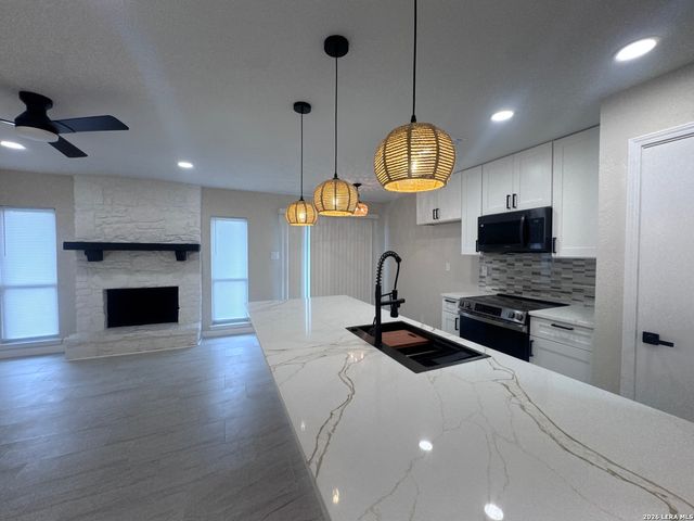 11410 Spring Rain, San Antonio, TX 78249