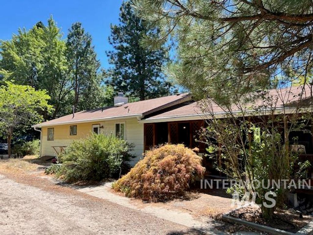 6750 W Hill Rd., Boise, ID 83714