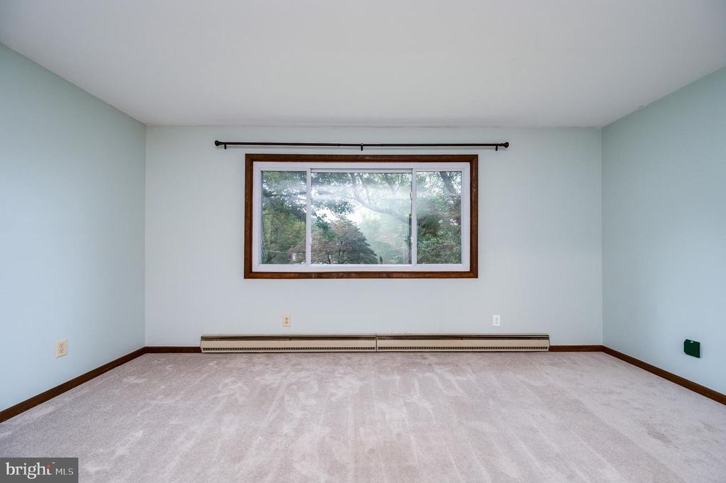 1029 CRESTVIEW AVE, Reading, PA 19607