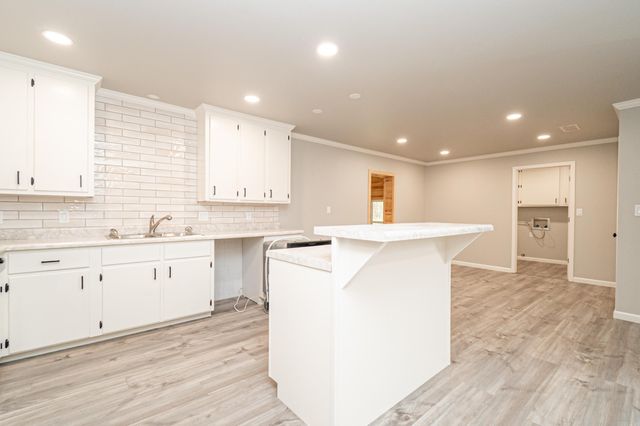 438 Midway Rte, Monticello, AR 71655