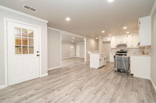 438 Midway Rte, Monticello, AR 71655