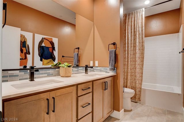 2526 Veronella Street, Henderson, NV 89044