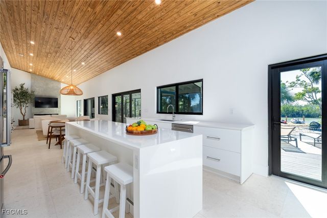 5801 Sanibel Captiva RD, Sanibel, FL 33957