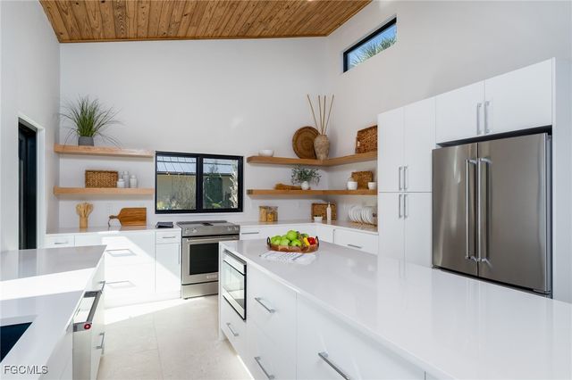 5801 Sanibel Captiva RD, Sanibel, FL 33957