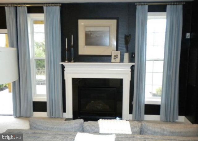 300 SE CALDWELL TER SE, Leesburg, VA 20175