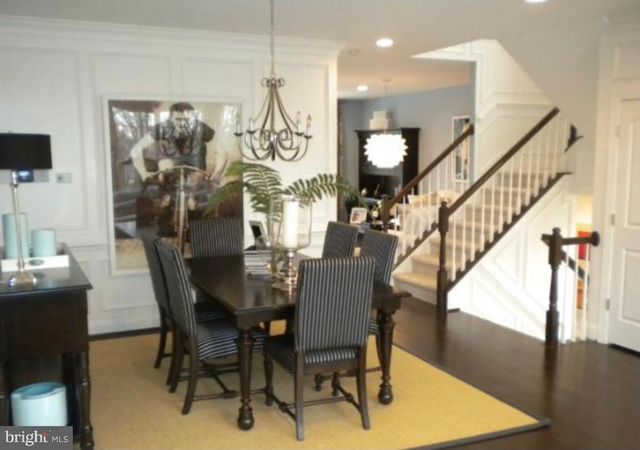300 SE CALDWELL TER SE, Leesburg, VA 20175