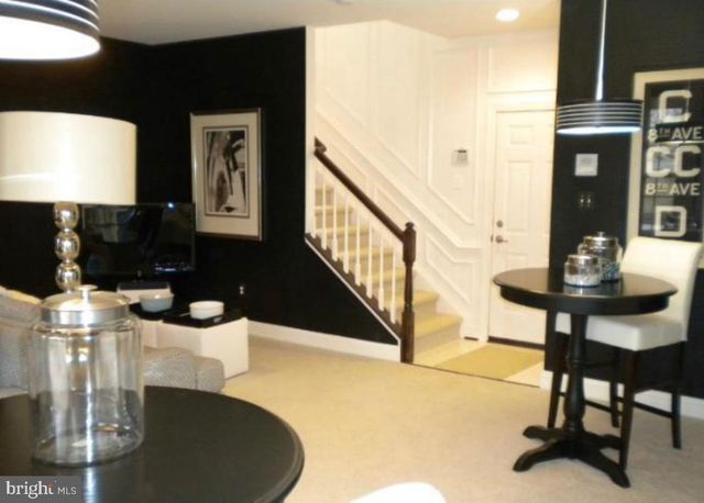300 SE CALDWELL TER SE, Leesburg, VA 20175