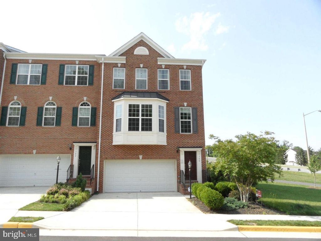 300 SE CALDWELL TER SE, Leesburg, VA 20175