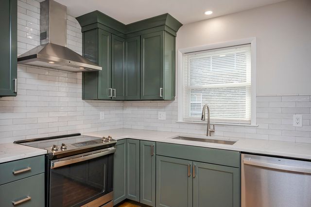 1022 Della Drive, Lexington, KY 40504