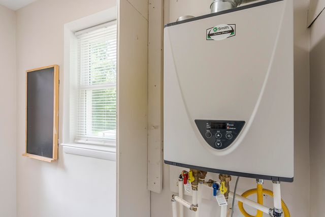 1022 Della Drive, Lexington, KY 40504