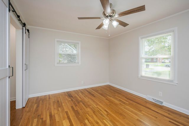 1022 Della Drive, Lexington, KY 40504