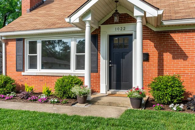 1022 Della Drive, Lexington, KY 40504