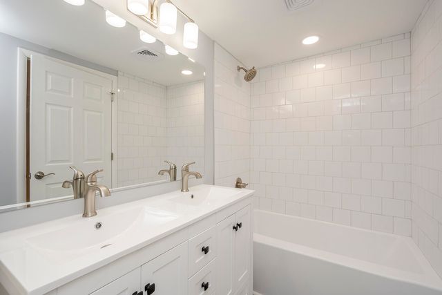 1022 Della Drive, Lexington, KY 40504