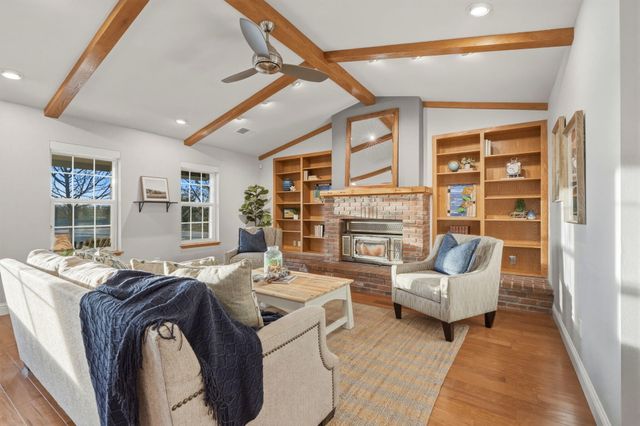 39532 Road 104, Dinuba, CA 93618