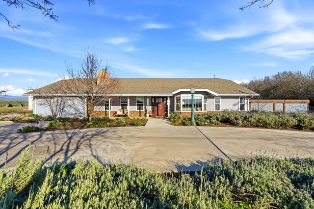 39532 Road 104, Dinuba, CA 93618