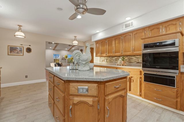 39532 Road 104, Dinuba, CA 93618