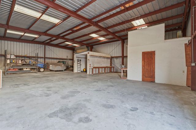 39532 Road 104, Dinuba, CA 93618