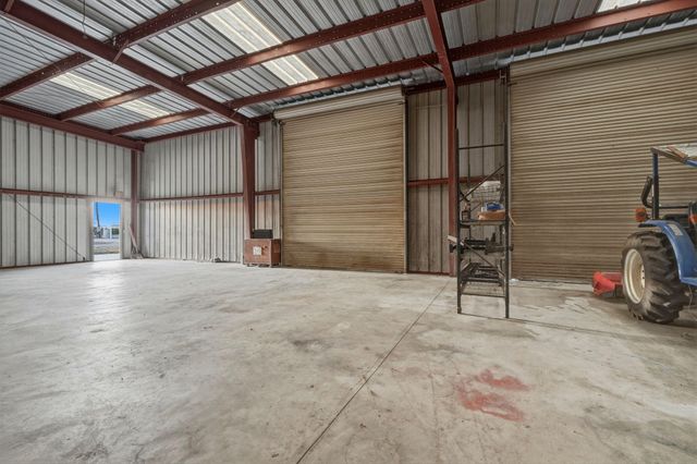 39532 Road 104, Dinuba, CA 93618