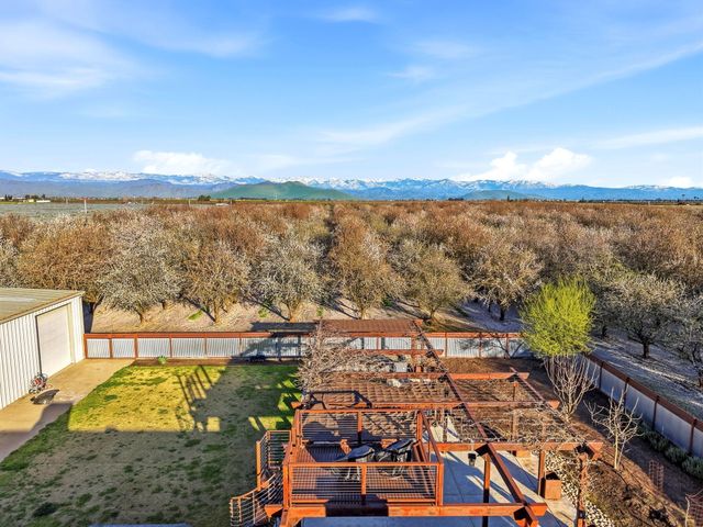 39532 Road 104, Dinuba, CA 93618