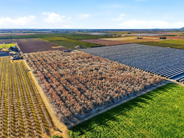 39532 Road 104, Dinuba, CA 93618