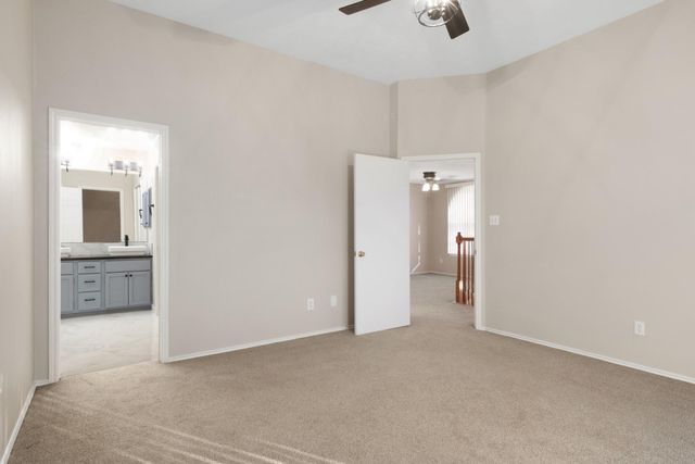 10901 N Spruce Drive N, La Porte, TX 77571