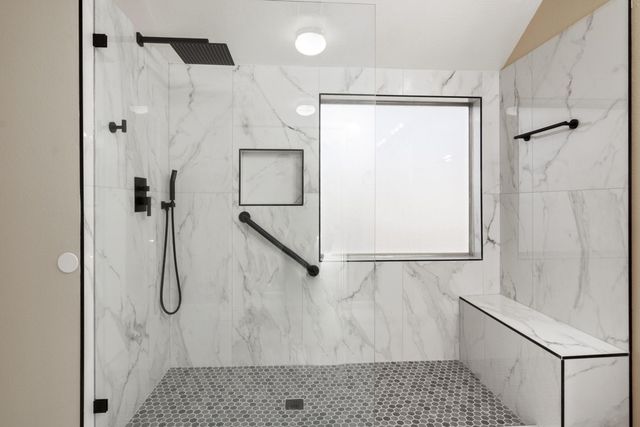 10901 N Spruce Drive N, La Porte, TX 77571