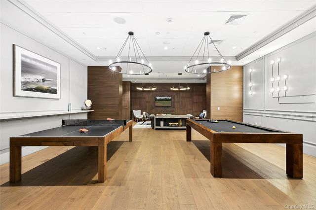 990 Corporate Drive 412, Westbury, NY 11590