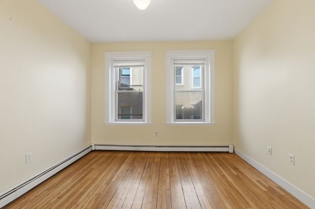 1673 Commonwealth Ave 3, Boston, MA 02135